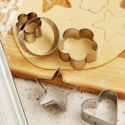 0813 Cookie Cutter Stainless Steel Cookie Cutter With Shape Heart Round Star And Flower (12 Pieces)